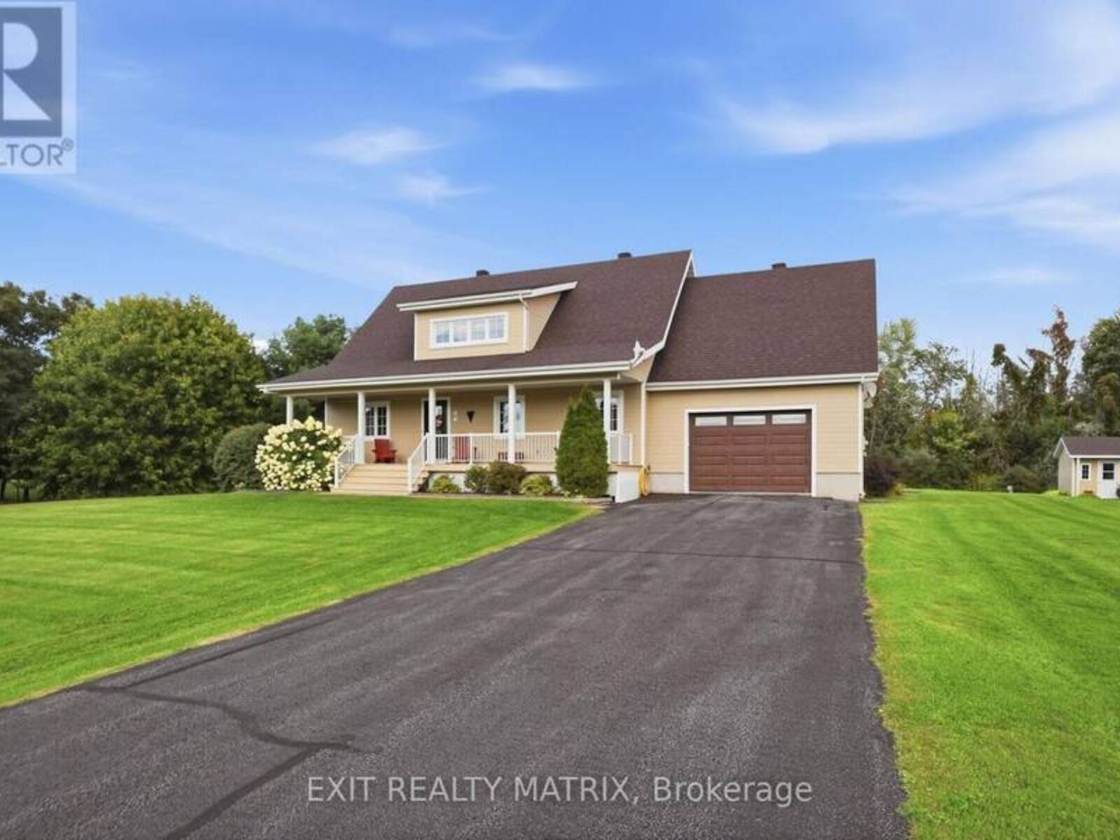 8 RAVARY STREET, L'Orignal, Ontario K0B 1K0