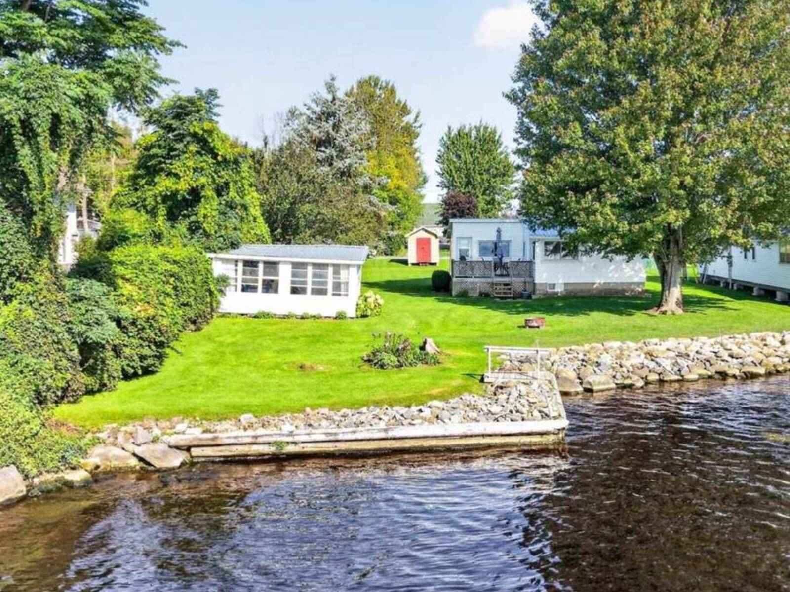 20450 LAKEVIEW STREET, South Glengarry, Ontario K0C 2E0