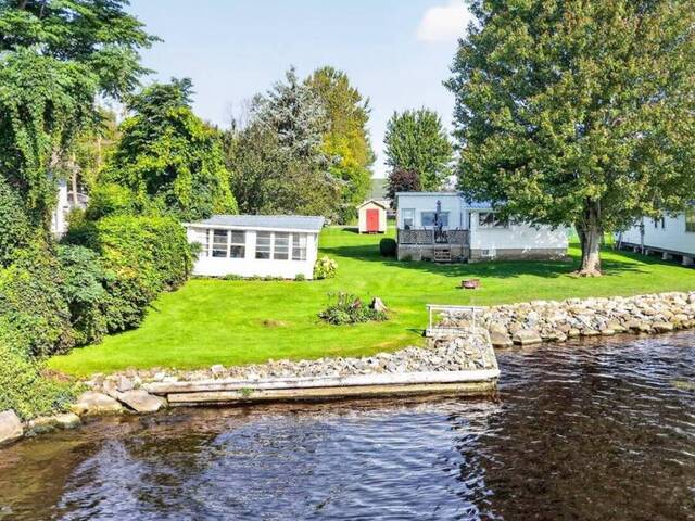 20450 LAKEVIEW STREET South Glengarry Ontario, K0C 2E0 - 2 Bedrooms Waterfront Home For sale