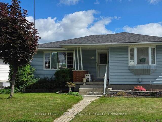 641 BURTON AVENUE Cornwall Ontario, K6J 3Y5 - Property For Sale