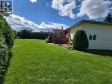 5 RAVENHURST DRIVE E | Morrisburg Ontario | Slide Image Three