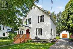 229 4TH STREET E | Cornwall Ontario | Slide Image Thirty-two