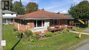 37 OAK STREET | South Glengarry Ontario | Slide Image Four