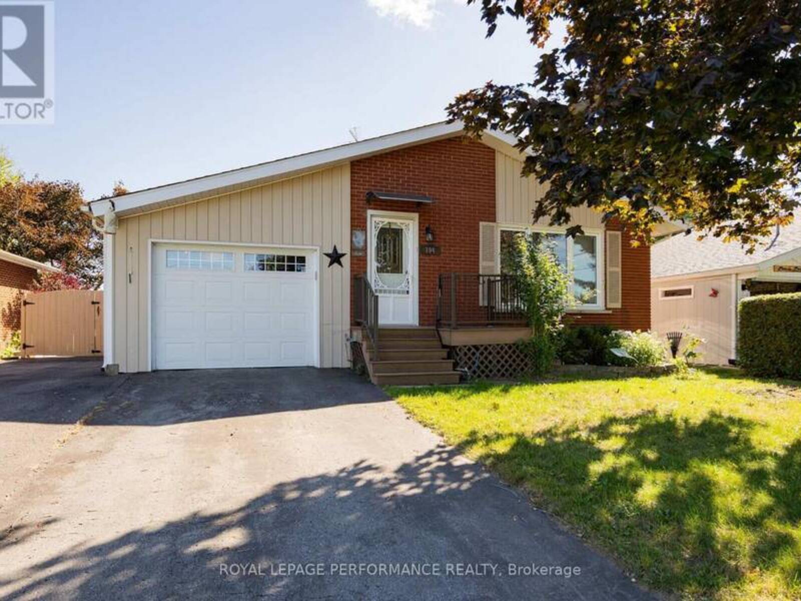 104 KINCARDINE STREET W, Alexandria, Ontario K0C 1A0