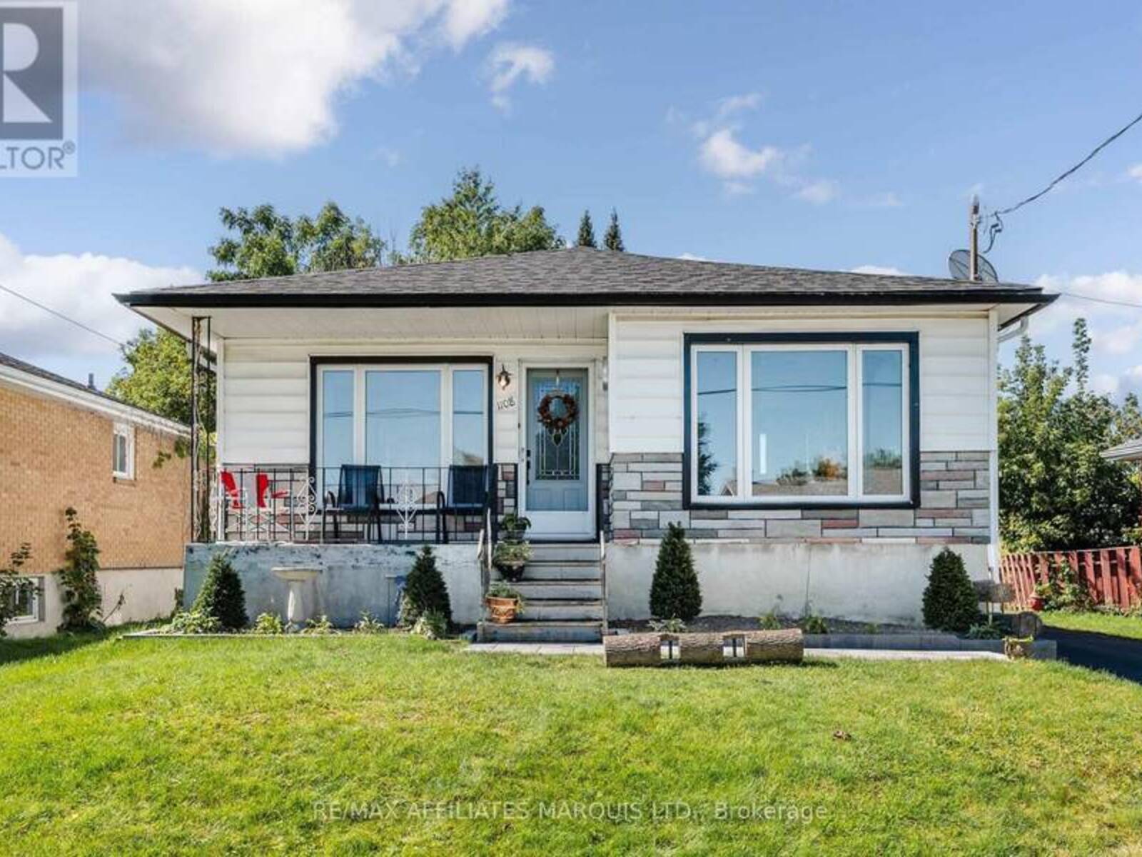 1108 DALY AVENUE, Cornwall, Ontario K6J 4V8