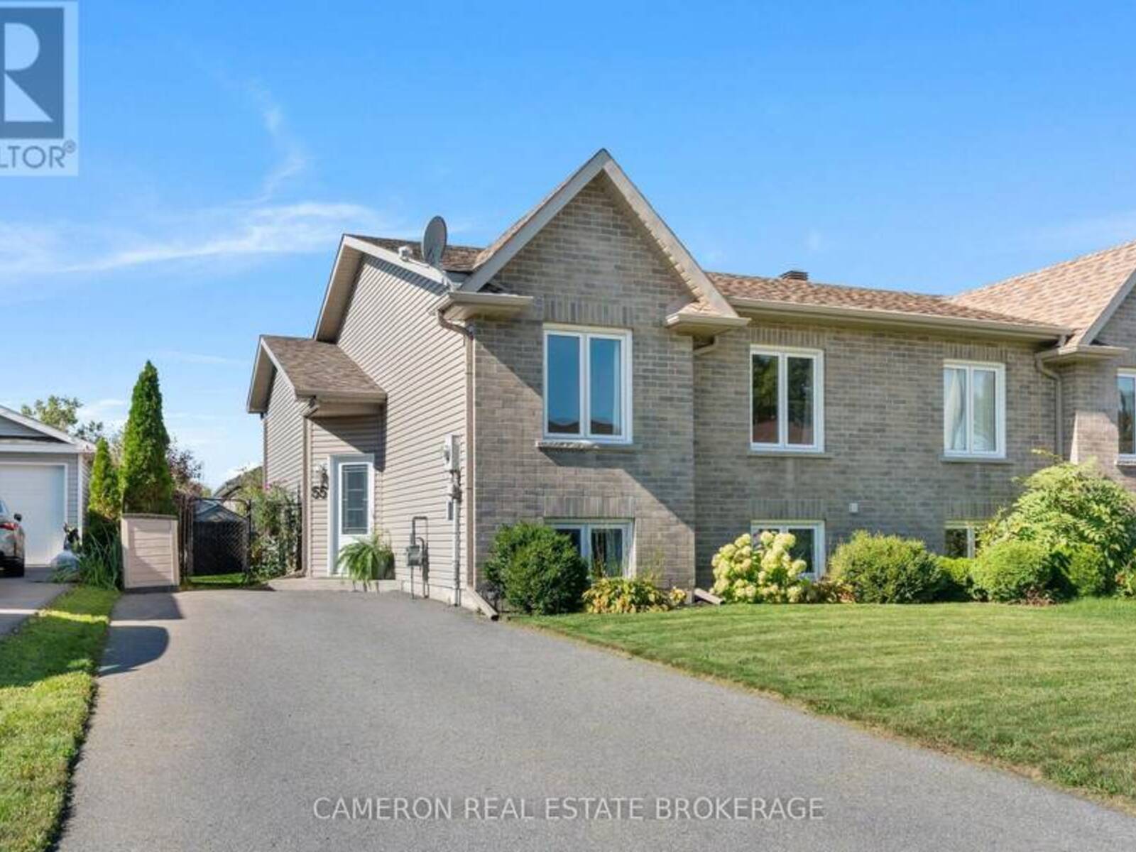 55 FORESTDALE CRESCENT, Cornwall, Ontario K6K 0A5