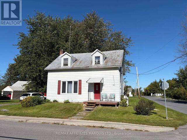 37 MAIN STREET South Stormont Ontario, K0C 1Y0 - 3 Bedrooms Home For Sale