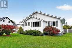 18 FROST AVENUE | Long Sault Ontario | Slide Image Two