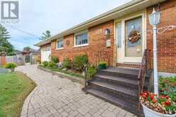 1001 EDYTHE AVENUE | Cornwall Ontario | Slide Image Four