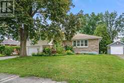 16 KENT CRESCENT | Long Sault Ontario | Slide Image Two