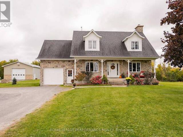 1327 COUNTY ROAD 34 ROAD North Glengarry Ontario, K0B 1E0 - 4 Bedrooms Home For Sale