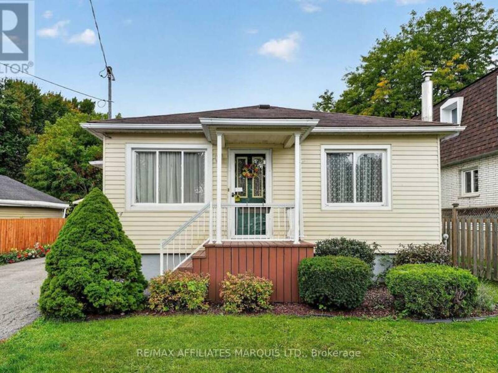1624 AUBIN AVENUE, Cornwall, Ontario K6J 4S6
