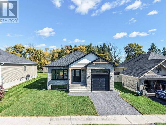 49 CLOVER LANE Long Sault Ontario, K0C 1P0 - 2 Bedrooms Home For Sale