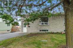 1011 ADOLPHUS STREET | Cornwall Ontario | Slide Image Three