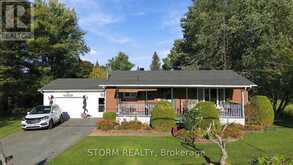 3947 COUNTY 12 ROAD | South Stormont Ontario | Slide Image One