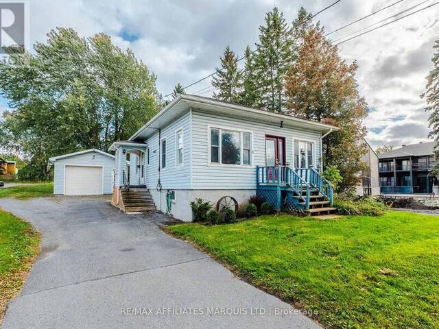 8 MECHANIC STREET W North Glengarry Ontario, K0C 1T0 - 2 Bedrooms Home For Sale