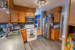 434 HILBERT AVENUE | Cornwall Ontario | Slide Image Eight