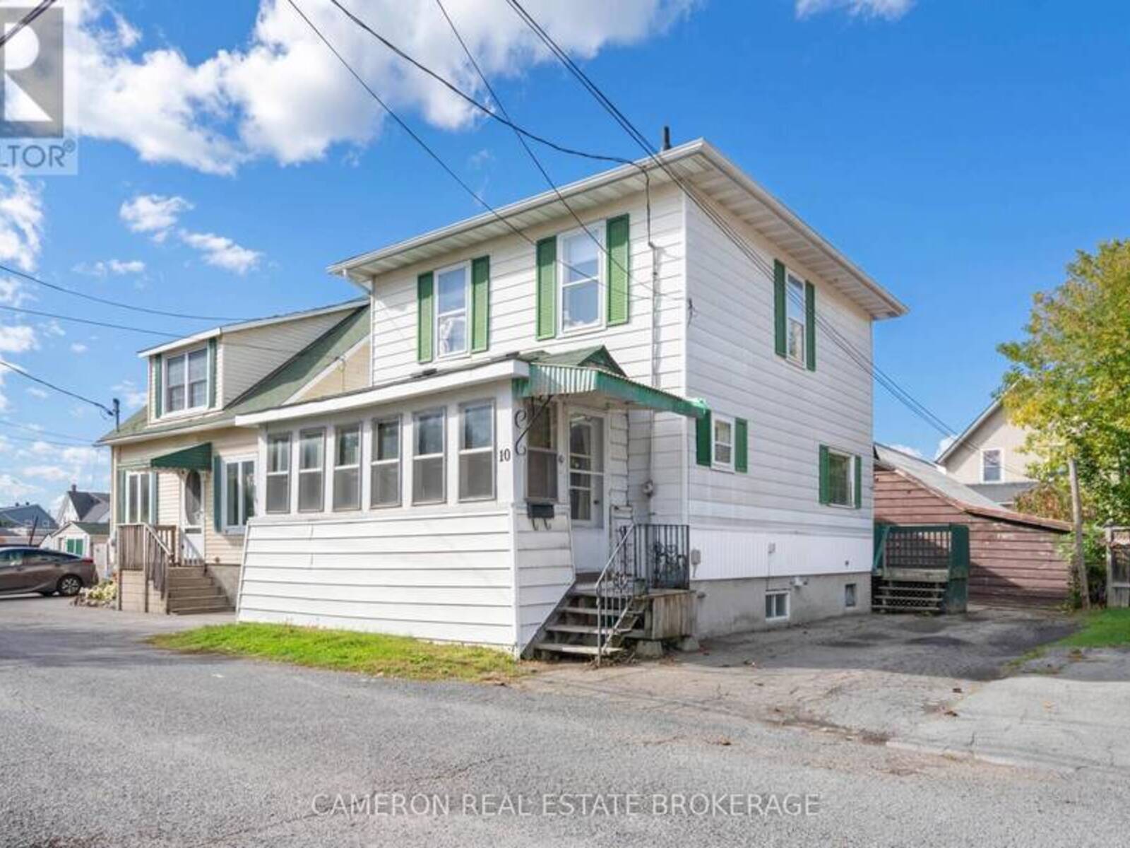 10 PINE LANE, Cornwall, Ontario K6J 1B2