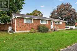 15 GRAY AVENUE | Long Sault Ontario | Slide Image Two