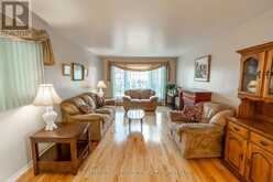 516 BURTON AVENUE | Cornwall Ontario | Slide Image Four