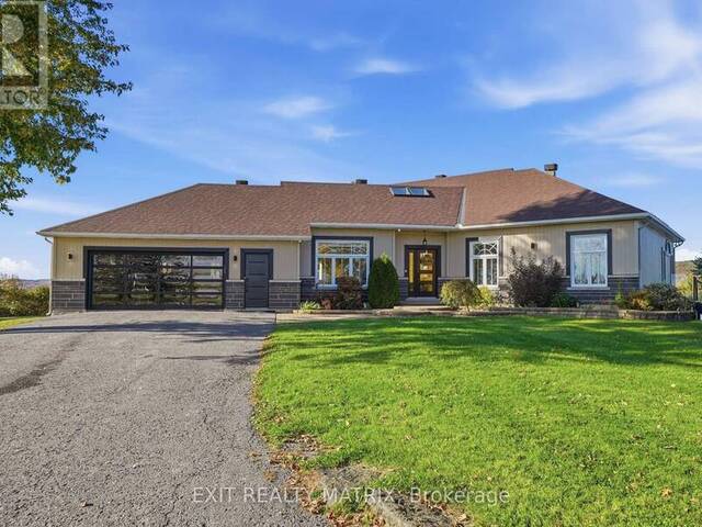 1375 CONCESSION 1 ROAD Alfred and Plantagenet Ontario, K0B 1J0 - 4 Bedrooms Waterfront Home For sale