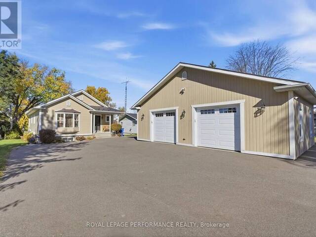 2204 BAY ROAD L'Orignal Ontario, K0B 1K0 - 3 Bedrooms Waterfront Home For sale