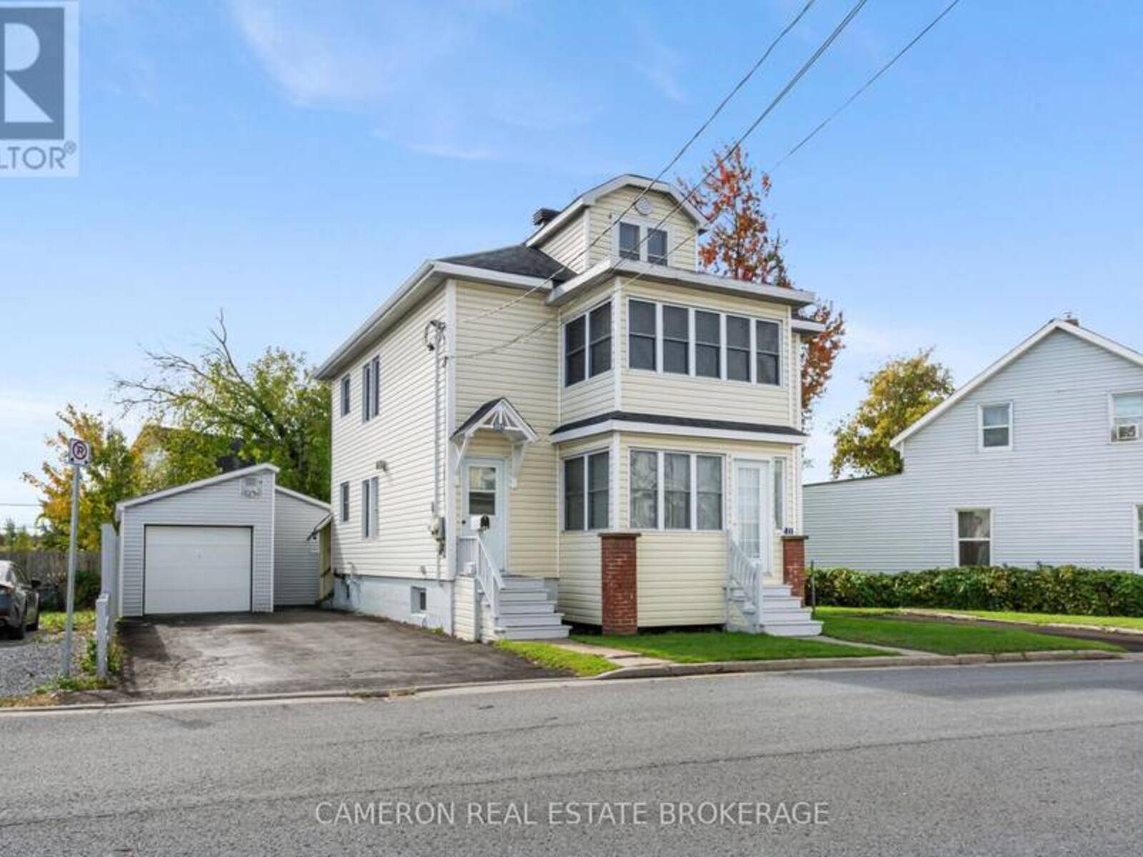 23-23A WILLIAM STREET, Cornwall, Ontario K6H 1H5
