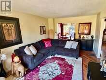 724 GLENGARRY BOULEVARD | Cornwall Ontario | Slide Image Three