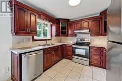 1518 BLAKELY DRIVE | Cornwall Ontario | Slide Image Nine