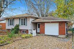 281 MEADOWVALE CRESCENT | Cornwall Ontario | Slide Image Two